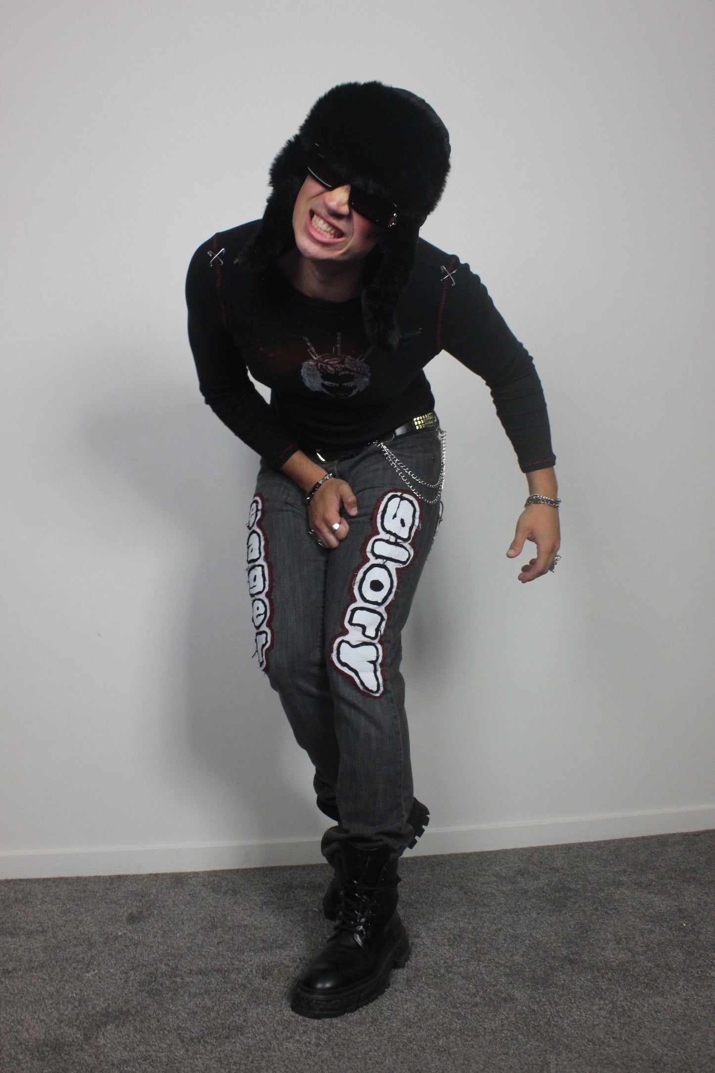 KNIFED TIGHT image 3