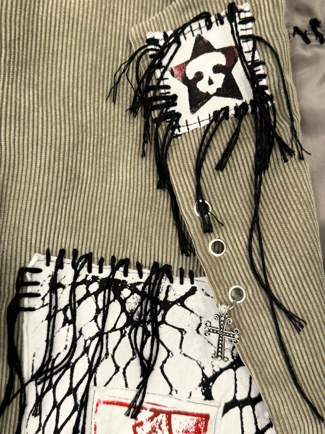 LOOSE THREADS