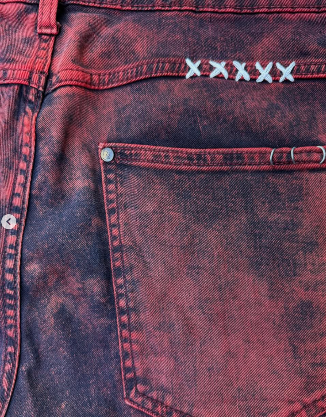 RED RUST image 4